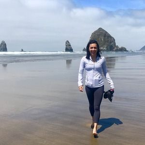 Meet your Posher, Christine